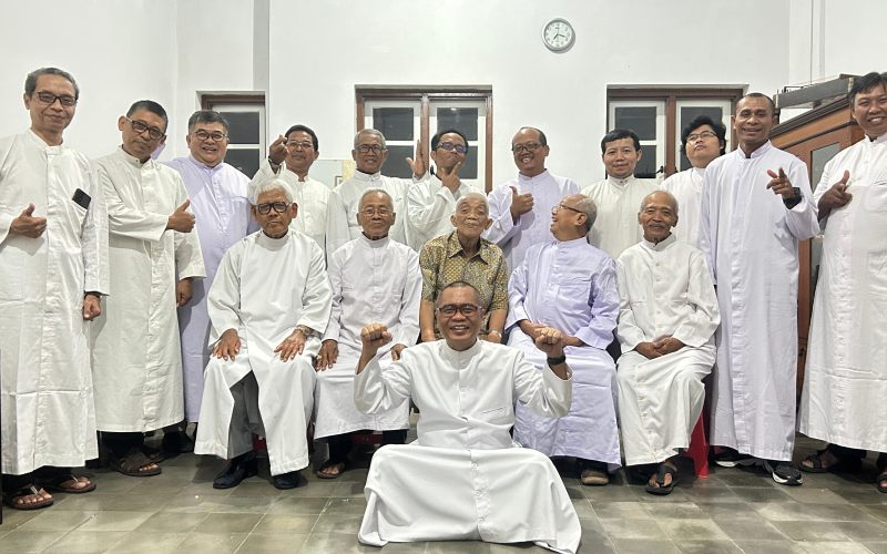 Pertemuan Bruder Jesuit Indonesia di Kolese Loyola Semarang